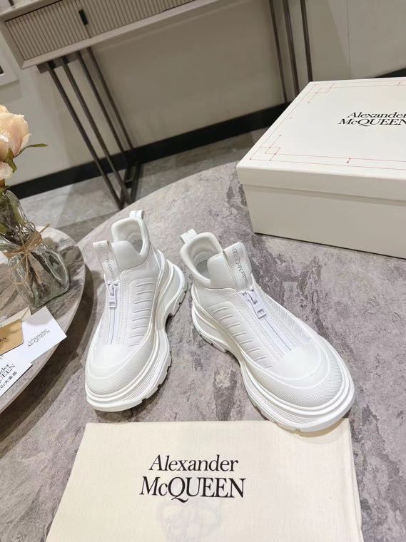 Alexander Mcqueen Low Shoes